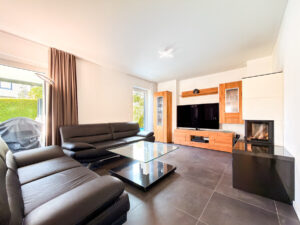 Wohnbereich mit Kamin