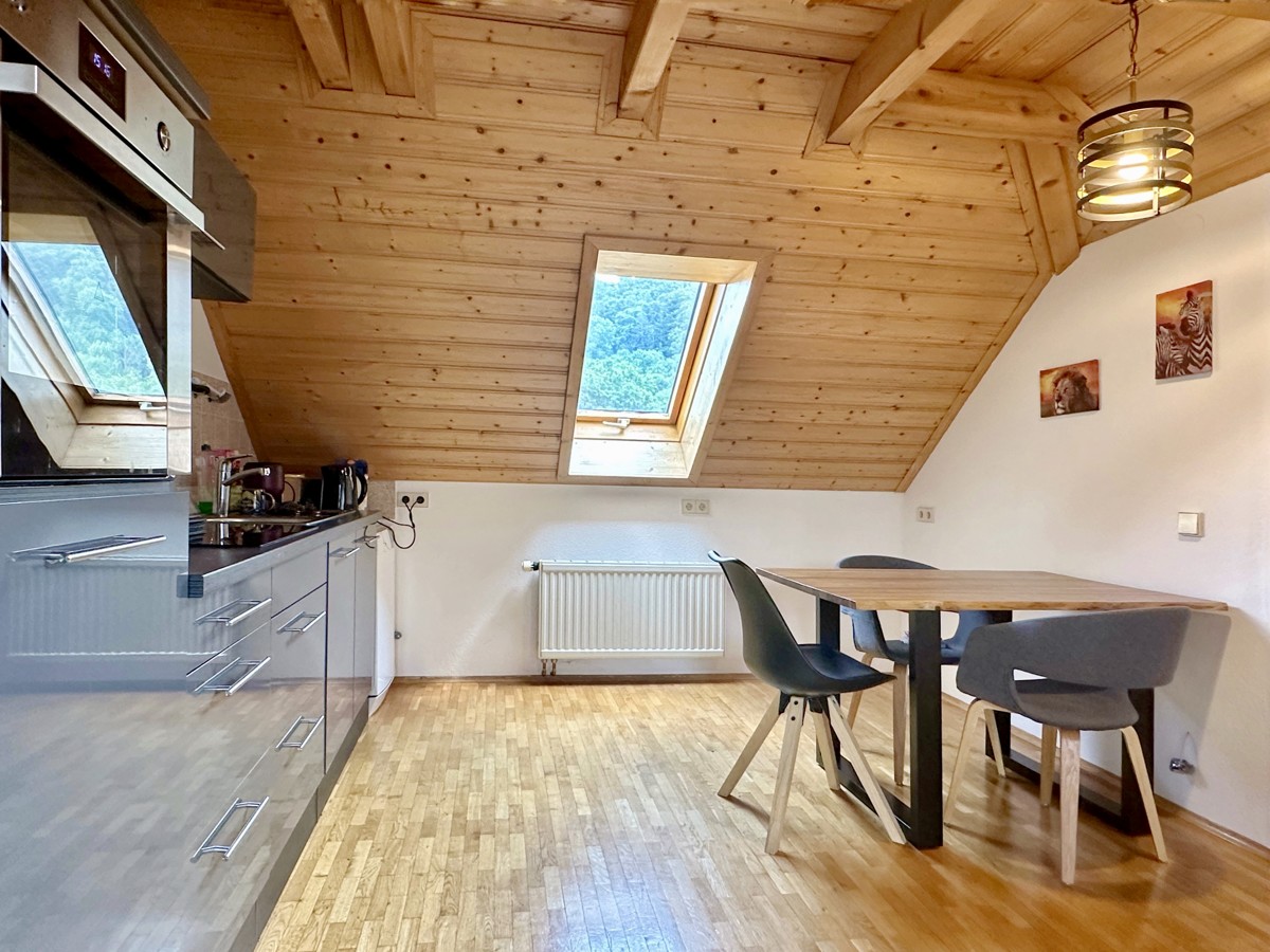 Wohn- und Essbereich Wohnung DG