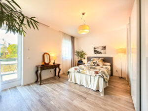 Jugend Schlafzimmer mit Balkonzugang