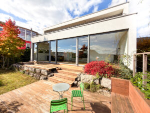 Hausansicht von der Terrasse