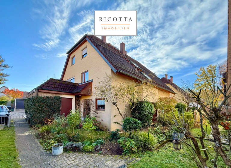 Hausansicht aus dem Garten